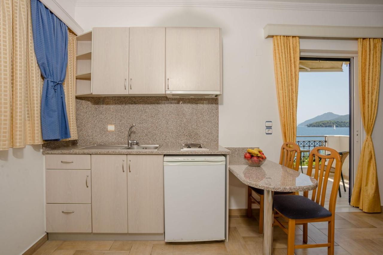 Mare Vita Apartments นีดรี ภายนอก รูปภาพ
