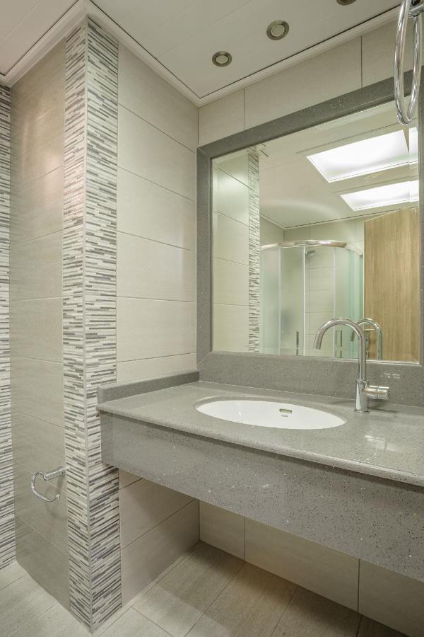 Mare Vita Apartments นีดรี ภายนอก รูปภาพ